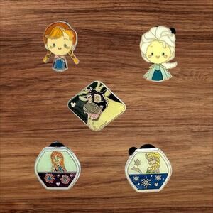 5 Frozen Disney Parks Trading Pins, Plus 2 Bonus Pins